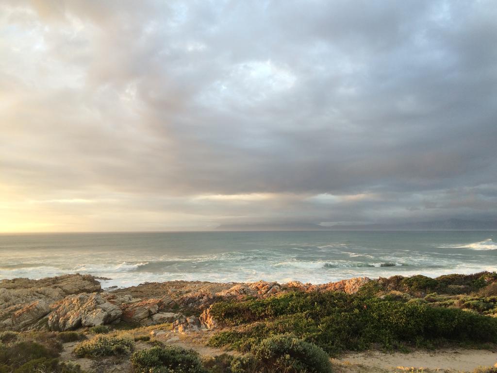 Appartamento Royal Albatros Gansbaai Esterno foto